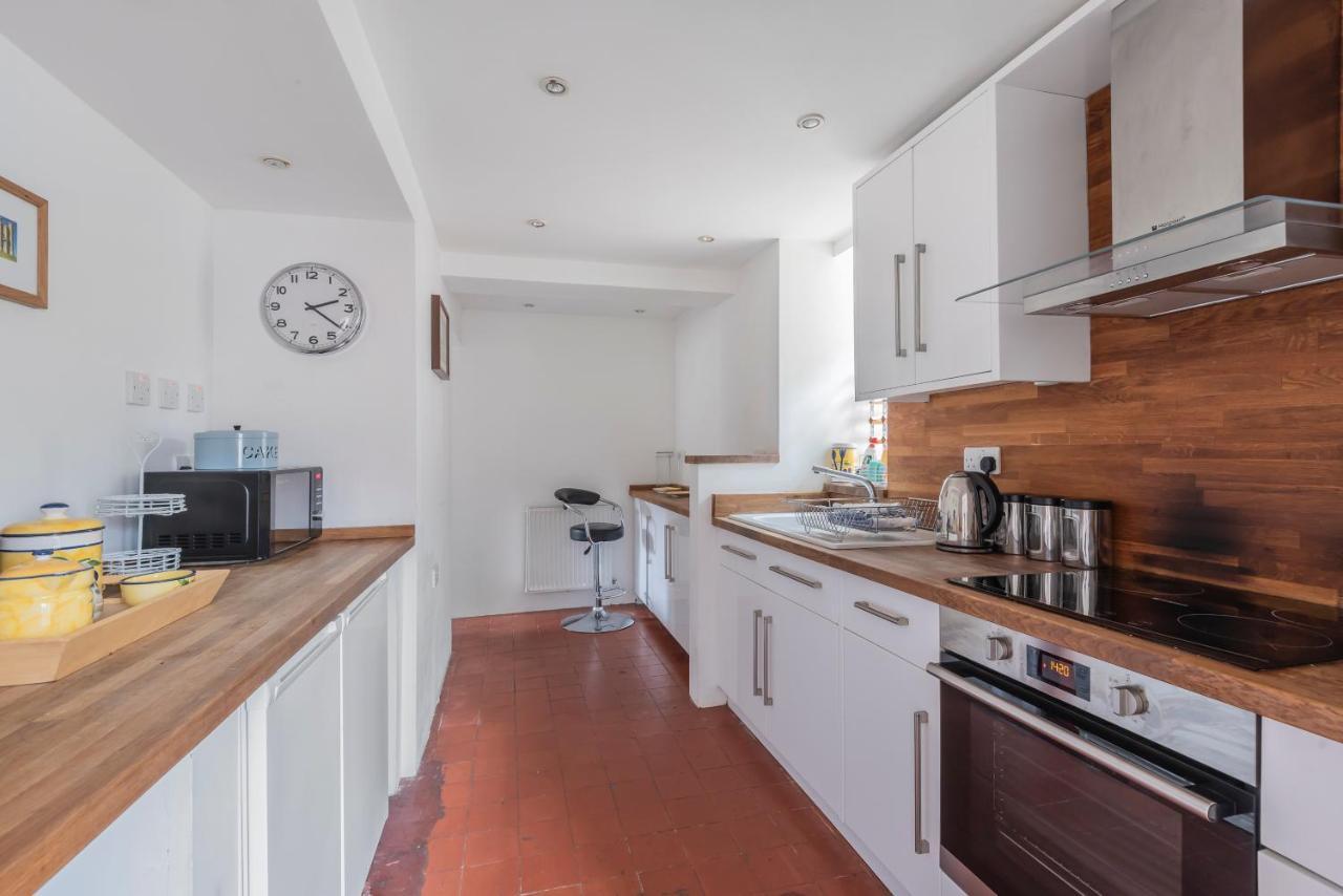 Church Farm Cottage Cheltenham Bagian luar foto