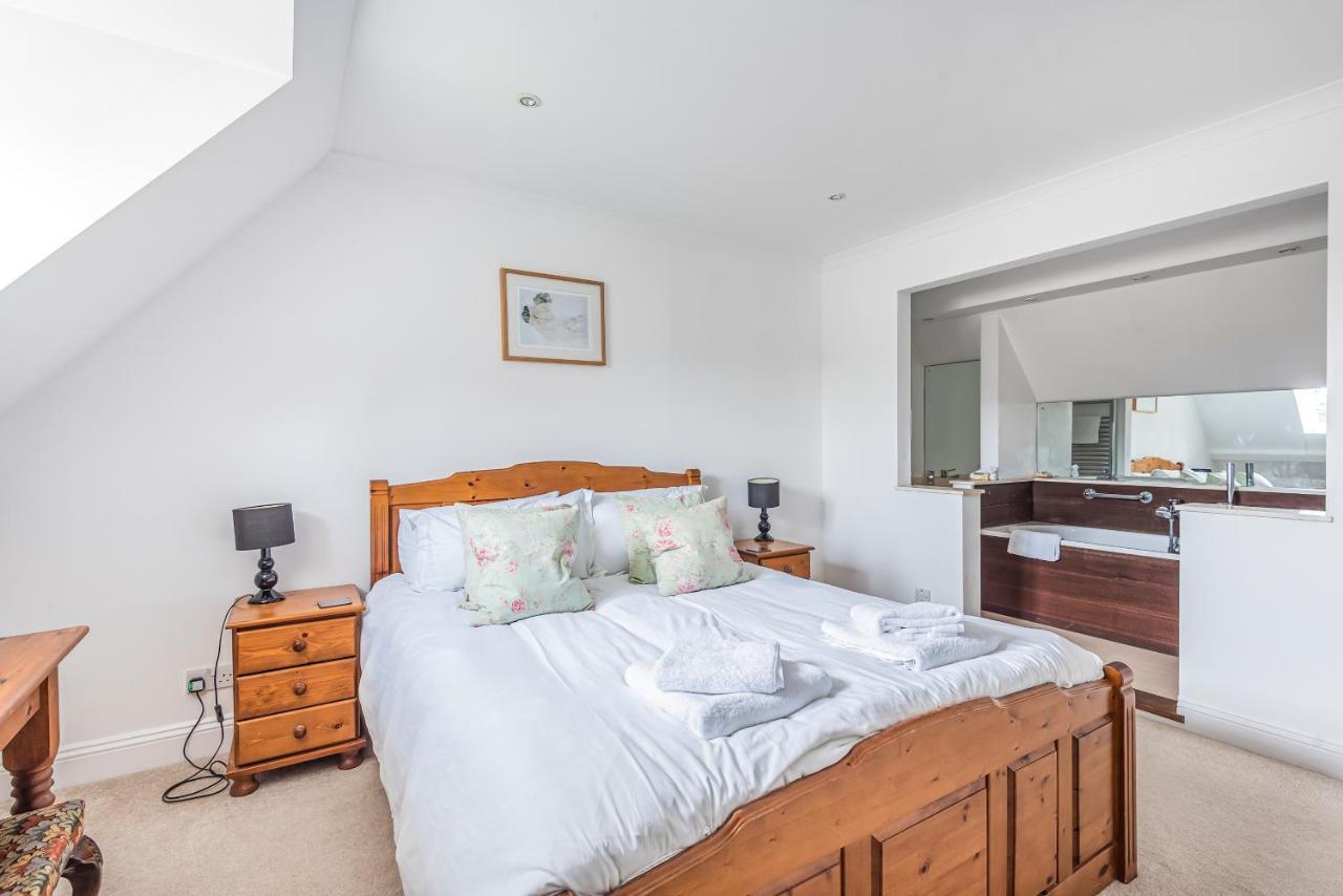 Church Farm Cottage Cheltenham Bagian luar foto