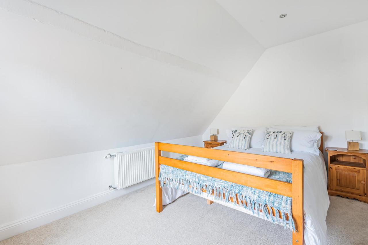 Church Farm Cottage Cheltenham Bagian luar foto